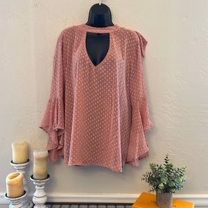 NWT Beautiful pink blouse 👚